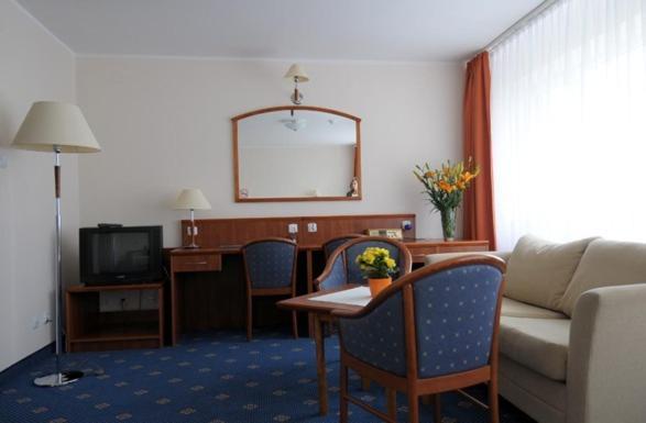 Osrodek Wypoczynkowo - Szkoleniowy Allianz Hotel Rynia ห้อง รูปภาพ