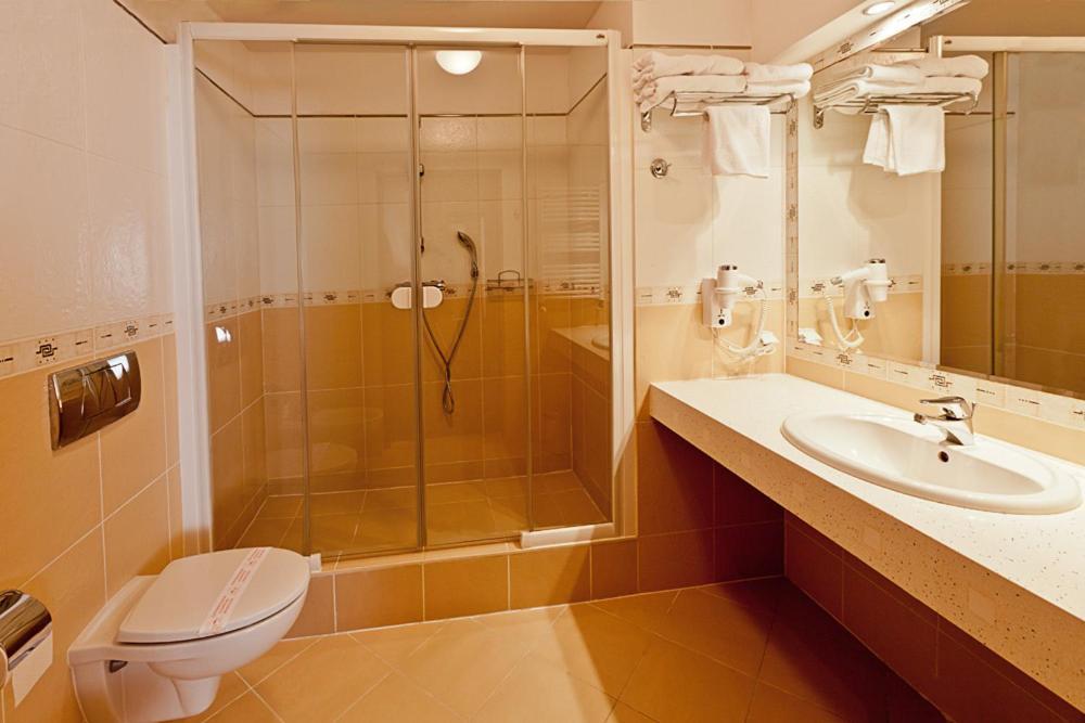 Osrodek Wypoczynkowo - Szkoleniowy Allianz Hotel Rynia ห้อง รูปภาพ